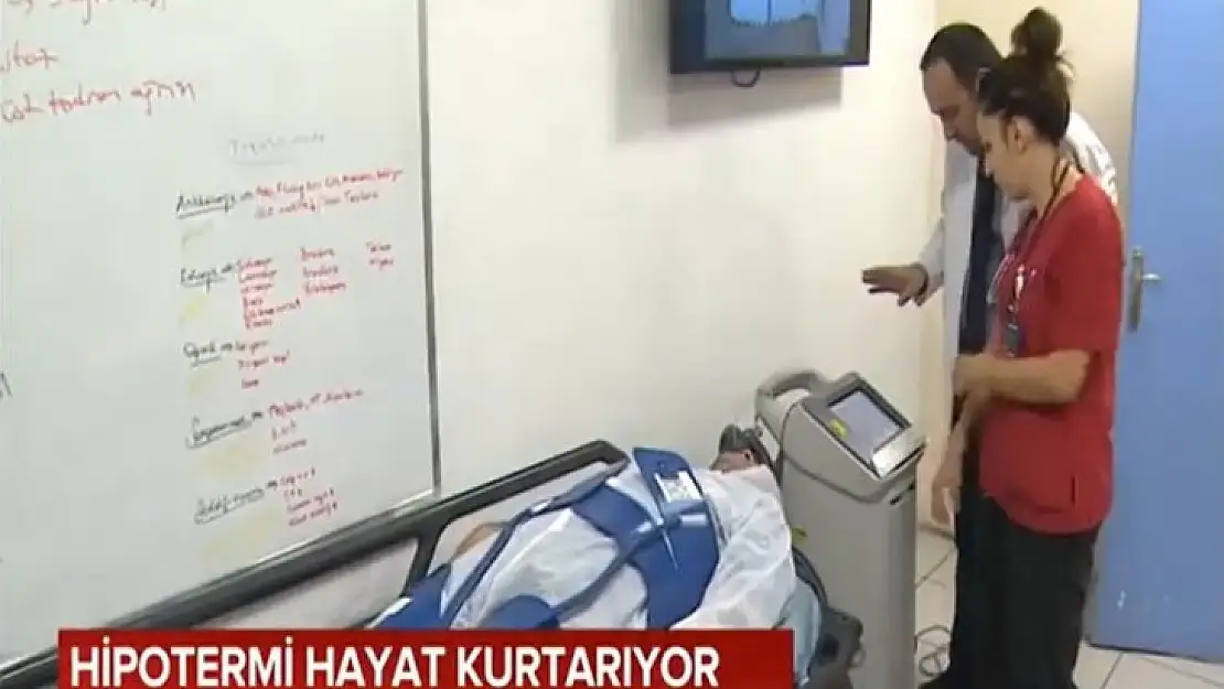 SBÜ Ankara Eğitim ve Araştırma Hastanesi Acil Tıp Kliniği doktorlarından, Doç. Dr. Yahya Kemal GÜNAYDIN'ın Hipotermi Tedavisi ile ilgili TRT Habere verdiği Röportajı.