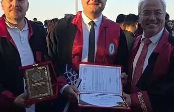 Tekirdağ Namık Kemal Üniversitesi Tıp Fakültesi'nin 2024 - 2025 eğitim ve öğretim yılında 'Acil Servis Stajında Yılın En Başarılı intern Doktor' ödülümüze Dr. Polat Berkay SAĞIN layık görüldü.