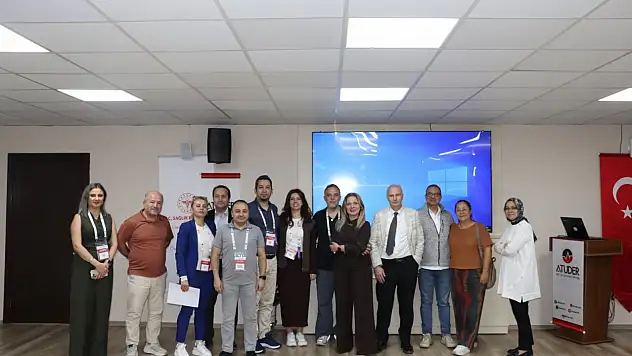 74. İleri Kardiyak Yaşam Desteği Kursu (İKYD) başarı ile düzenlendi.