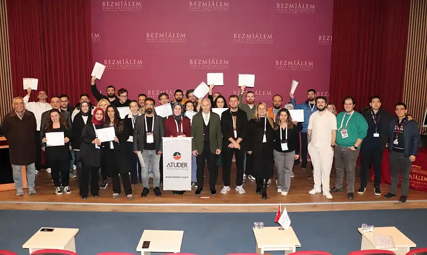 Kritik Bakım ve Mekanik Ventilasyon Kursu İstanbul başarı ile bitirildi.